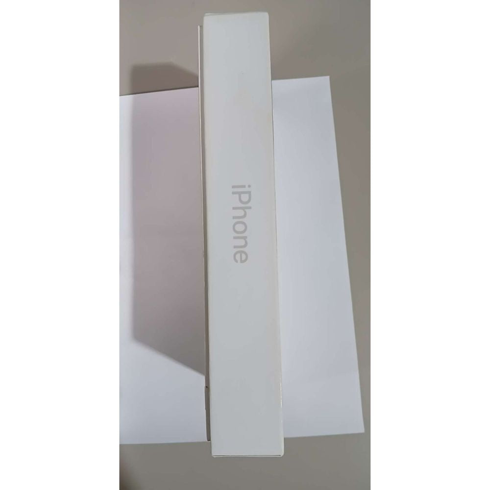 Apple iPhone 17 White 5G - 256GB - Used